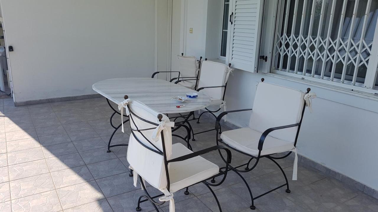 Silver Villa Raches Maisonette & Green Kouvéla エクステリア 写真